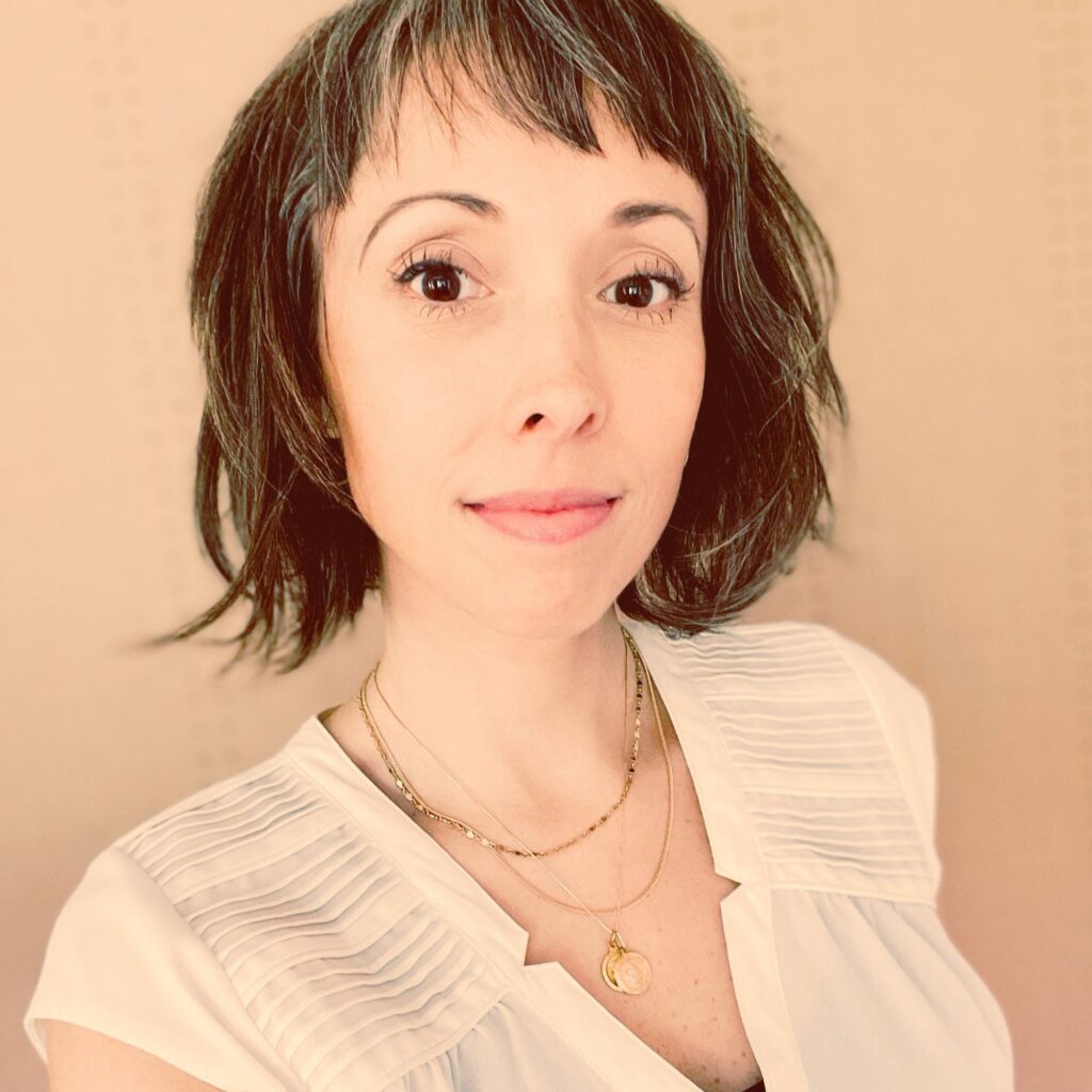 2024_Kristin_Leong_portrait_SQUARE_color_4